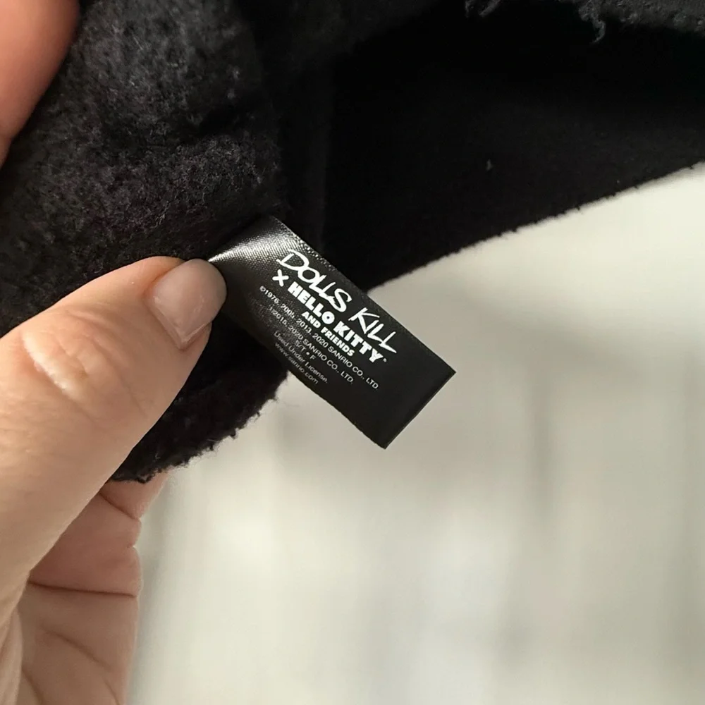 Dolls Kill x Hello Kitty cropped sweatshirt size small - Picture 3 of 4